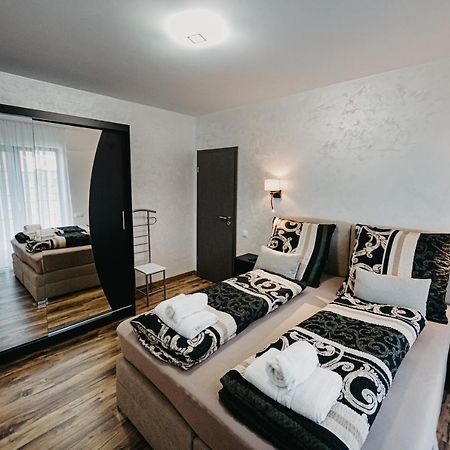 Апартаменти Ap.Casa La Neamtu Сібіу Екстер'єр фото